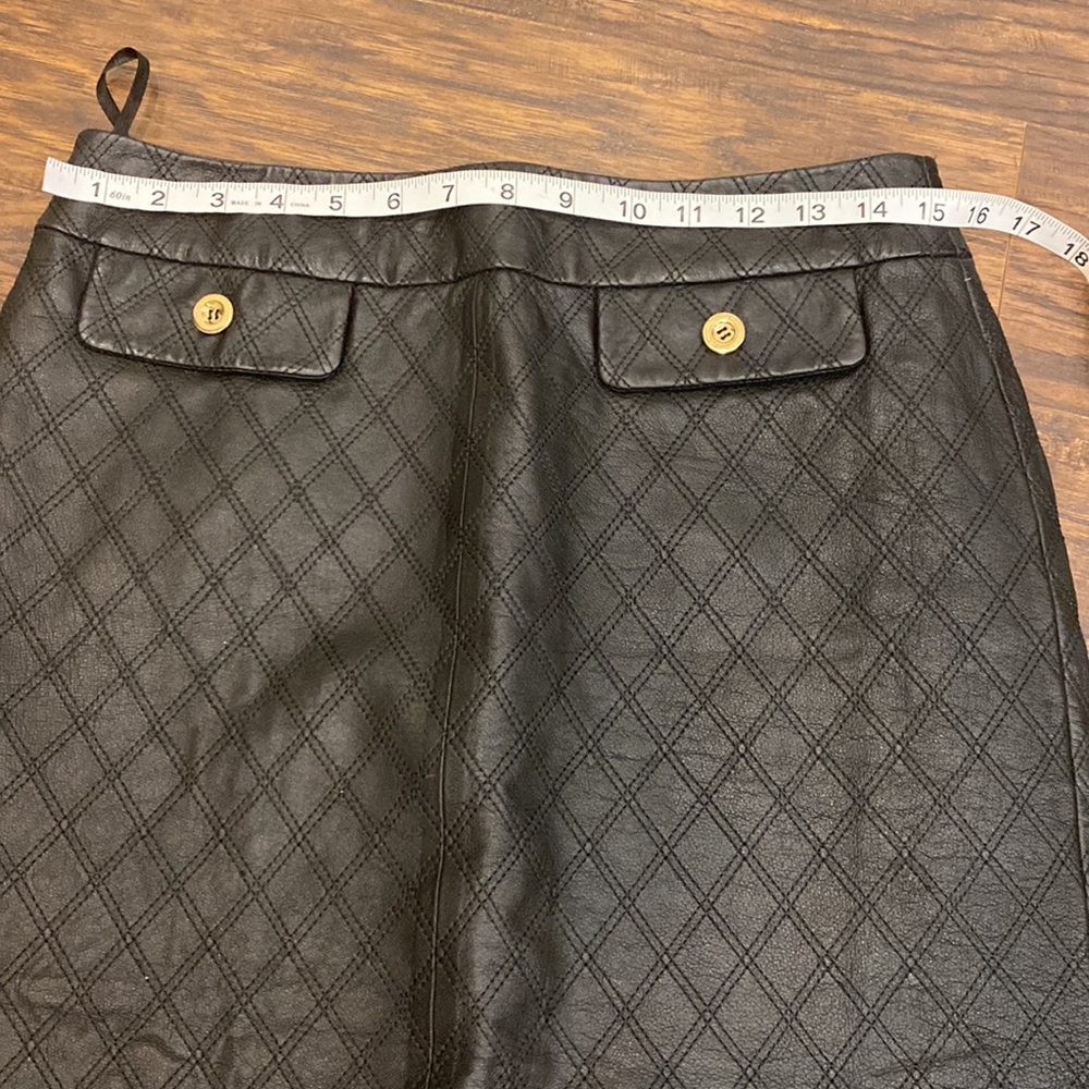 Chadwick’s grunge quilted black leather skirt Size 4P - Picture 11 of 12